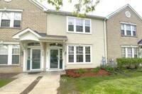 Building Photo - 271 Springbrook Trail S