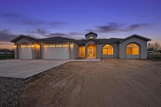Building Photo - 9 Leibel Ct