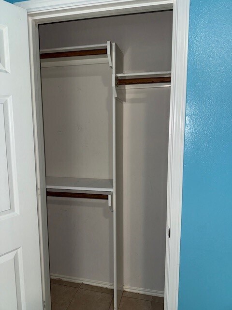 Building Photo - 11014 Redhaven Ct