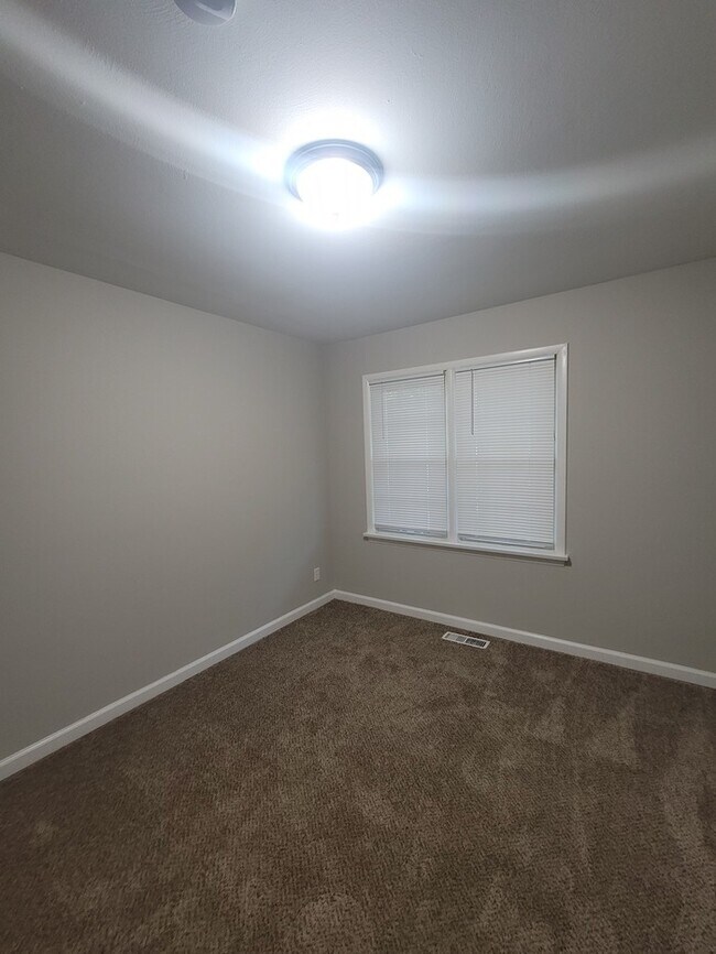 Building Photo - 29 Jamaica Dr Saint Peters, MO 63376