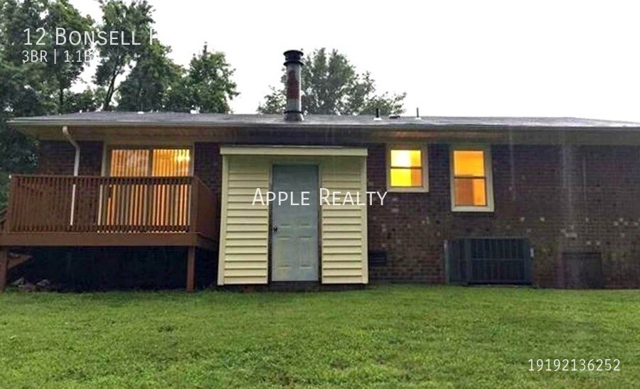 Building Photo - 12 Bonsell Pl