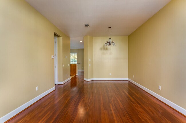 Building Photo - 10304 Saville Rowe Ln