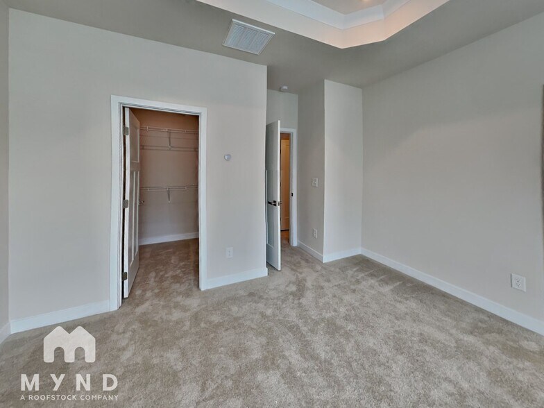 Building Photo - 2203 Doby Creek Ln