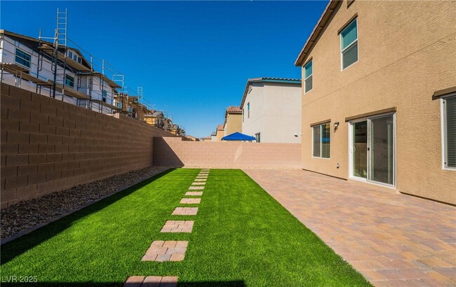Building Photo - 3823 Corellia Ave