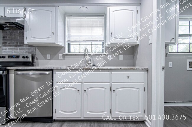 Building Photo - 6 Lisa Ct