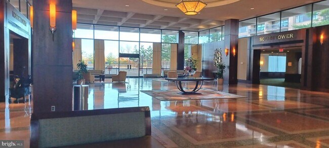 Building Photo - 3701 S George Mason Dr