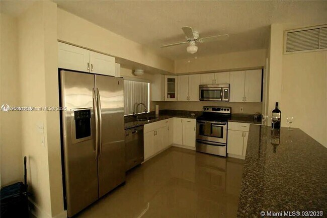 Building Photo - 4534 Van Buren St