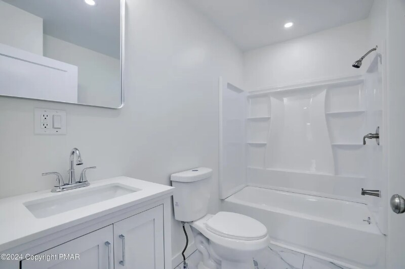 Building Photo - 510 Brown St