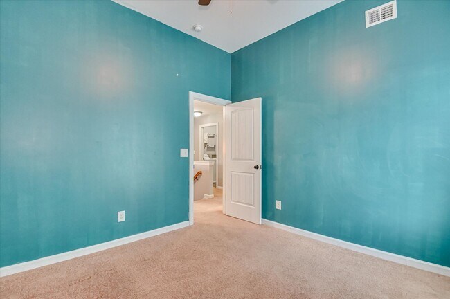 Building Photo - 1543 Driftwood Ln