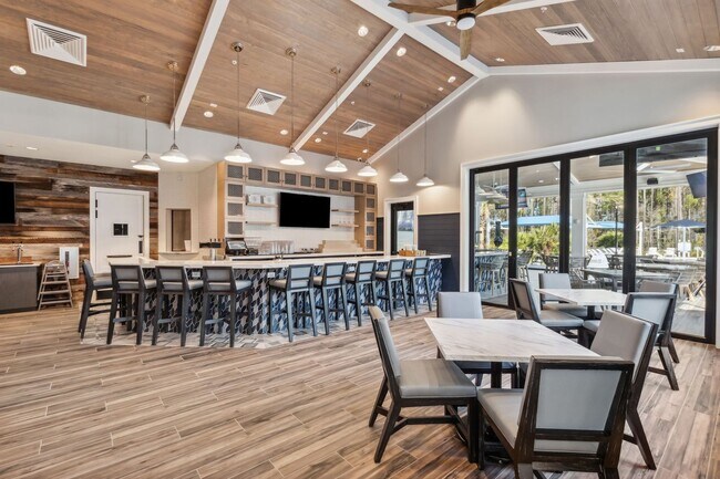 Building Photo - Discover the Ideal 55+ Lifestyle in Your N...