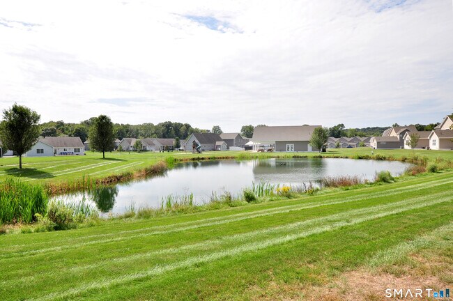 Building Photo - 103 Old Village Cir