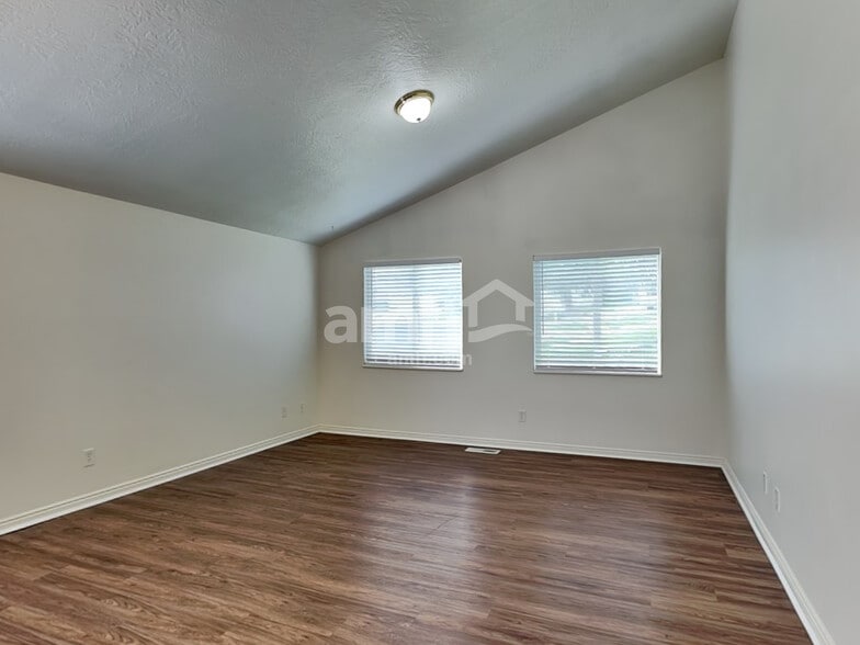 Building Photo - 2417 Nectar Way