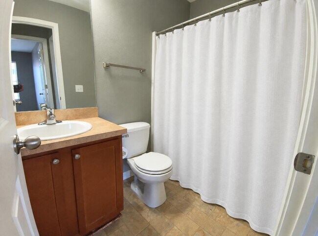 Building Photo - 75 Canyon Oak Loop