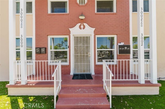Building Photo - 3000 W Victory Blvd