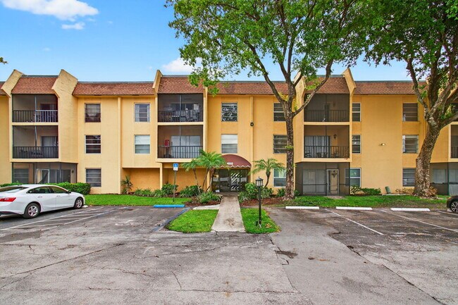 Building Photo - 480 NW 20th St