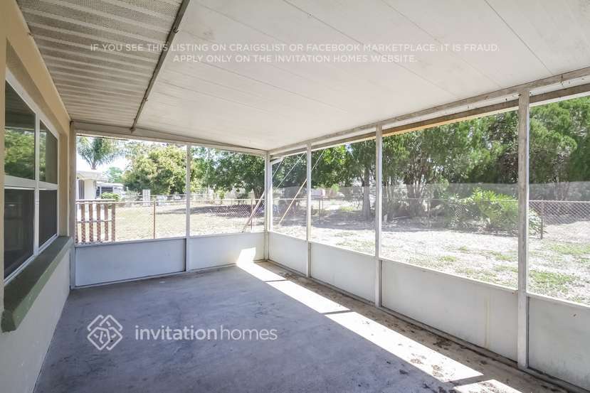 Building Photo - 3403 Cambridge Dr W