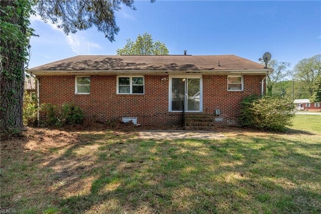 Building Photo - 718 Powhatan Pkwy