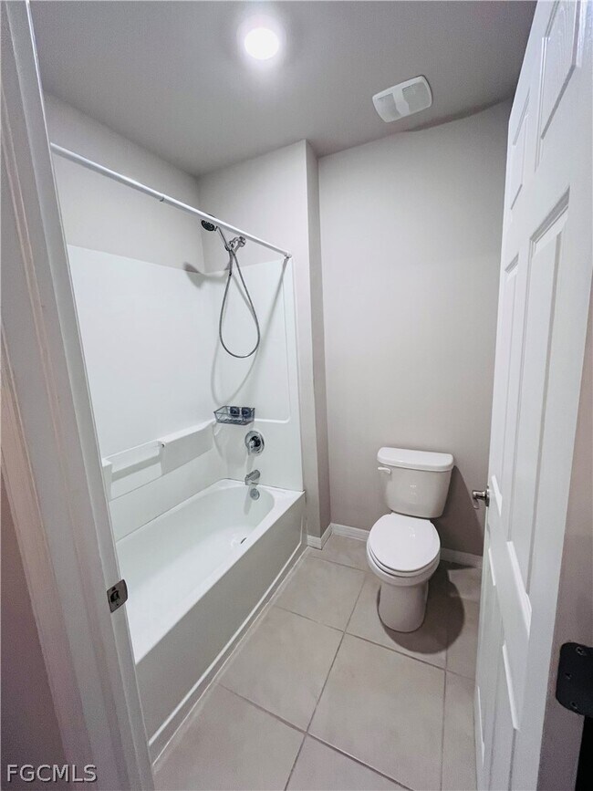 Building Photo - 10601 Crossback Ln