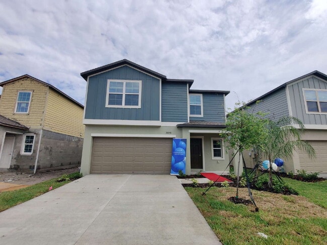 Building Photo - Spacious 5-Bedroom Home with First-Floor Owner's Suite in Land O' Lakes