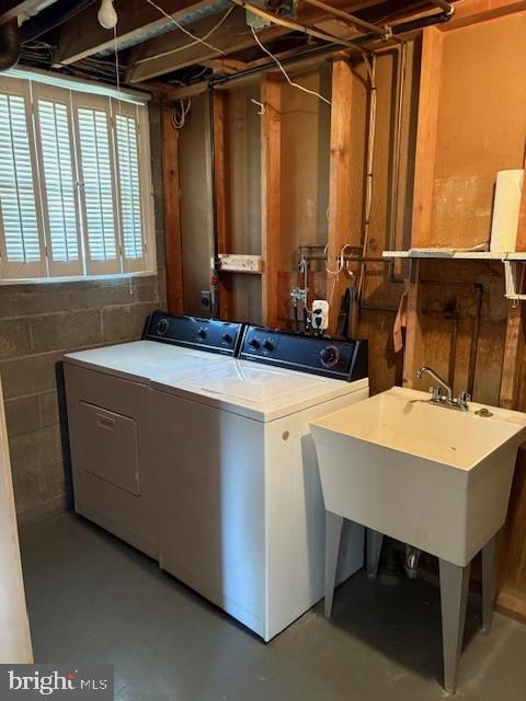 Building Photo - 7 Larchwood Rd