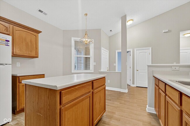 Building Photo - 5935 Monticello Square Ln