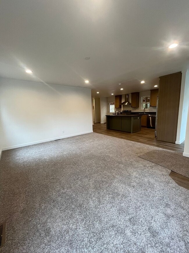 Building Photo - Nearly brand-new home!! 3-Bedroom 2-Bathroom Home