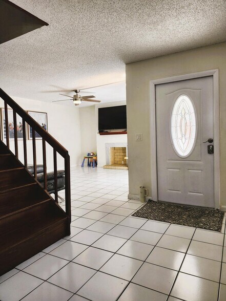 Building Photo - 1570 Forest Lakes Cir