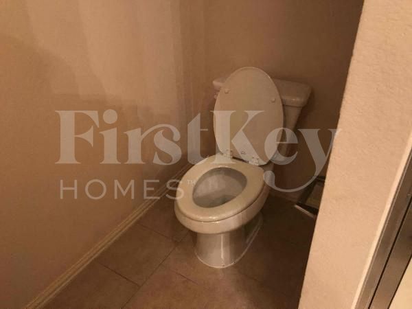 Building Photo - 1218 Jewel Ln