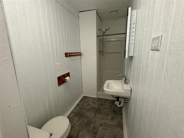 Building Photo - 117 Bowie St