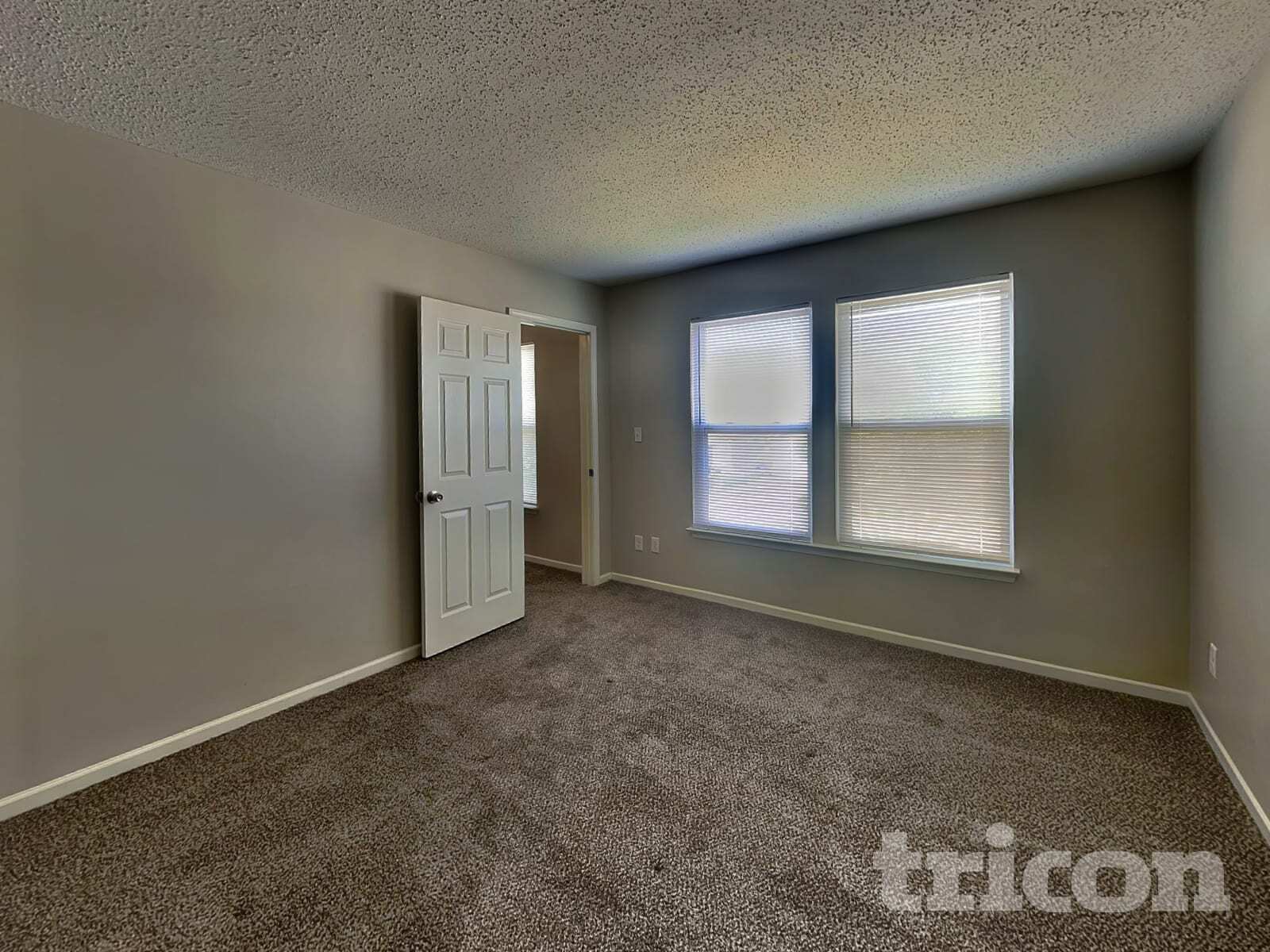 Building Photo - 8343 Weathervane Cir