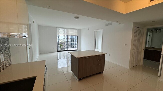 Building Photo - 5252 NW 85th Ave