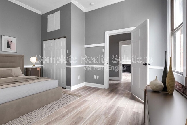 Building Photo - 3158 Oregon Ave