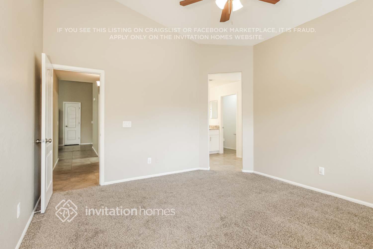 Building Photo - 2231 S 101st Dr