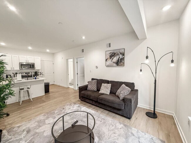 Building Photo - 1427 Germantown Ave