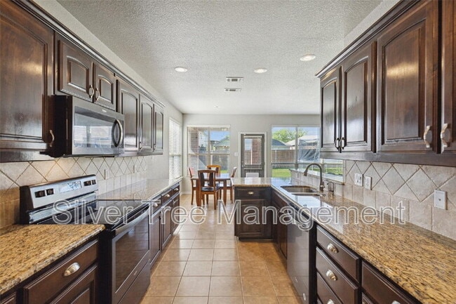 Building Photo - 1416 Elkford Ln