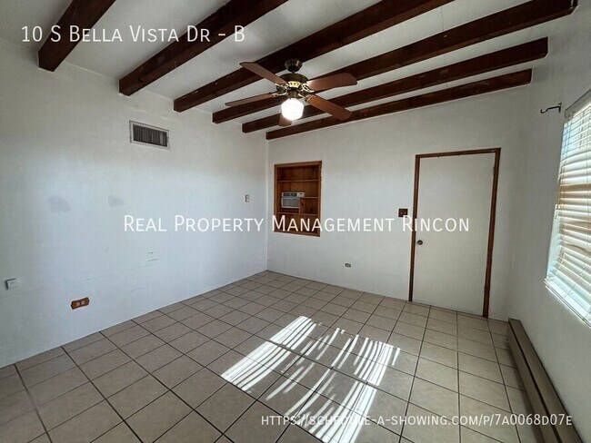 Building Photo - 10 S Bella Vista Dr
