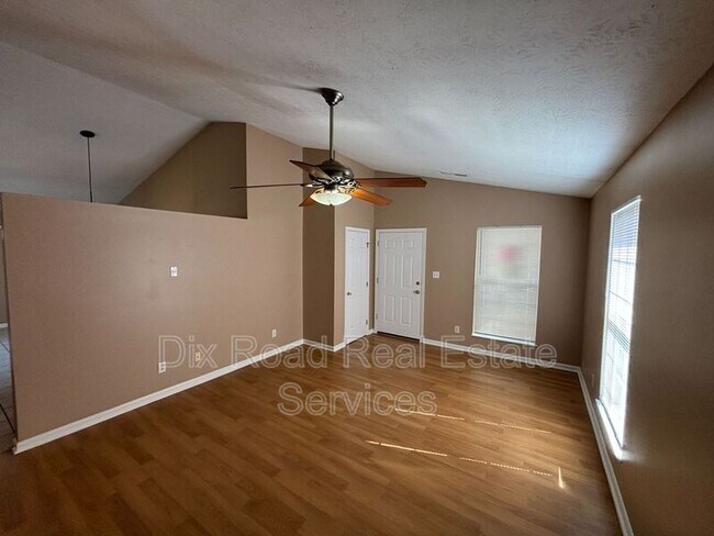 Building Photo - 954 Hathaway Dr