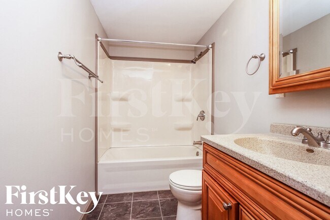 Building Photo - 6702 Revere Ln