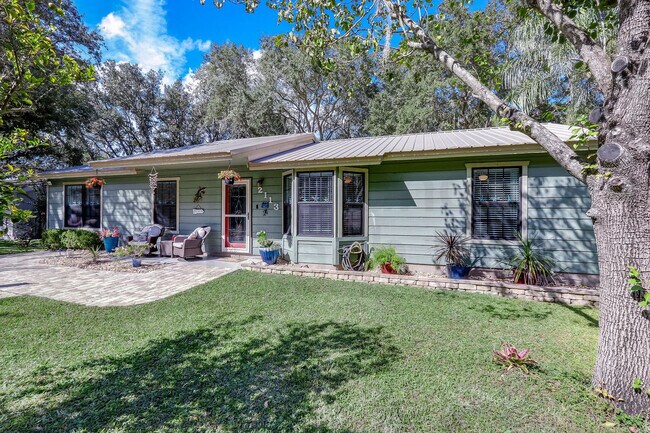 Building Photo - 2113 Talbot Ct