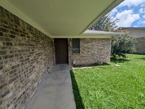 Building Photo - 5312 Hastings Dr