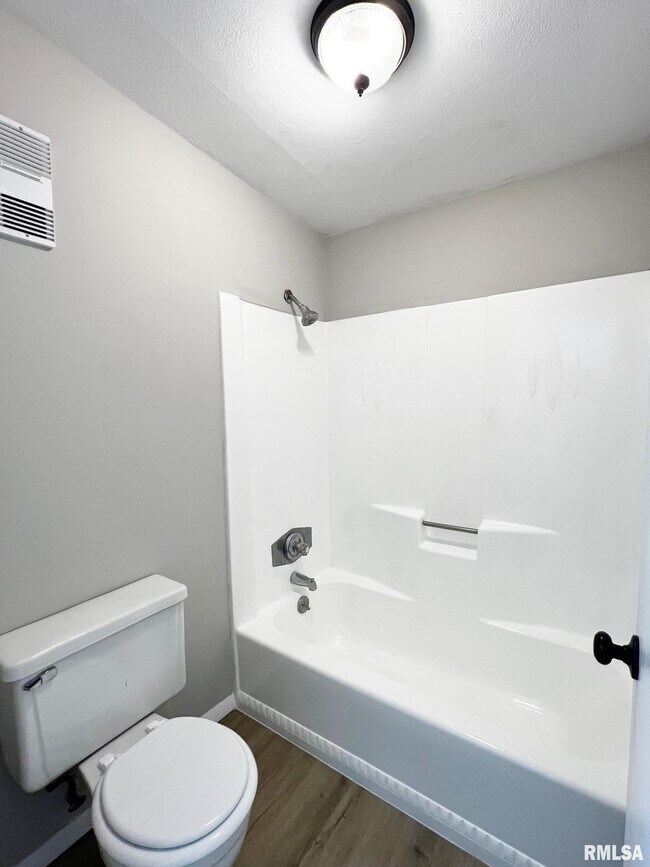 Building Photo - 6809 N Frostwood Pkwy