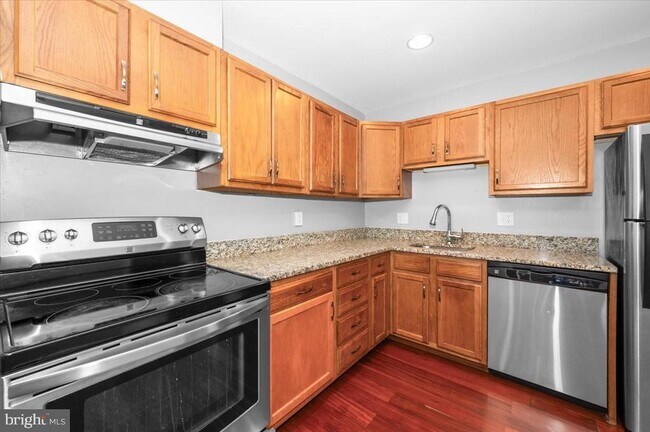 Building Photo - 6309 Arwen Ct