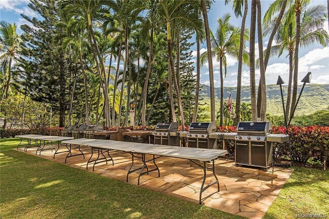 Building Photo - 84-680-680 Kili Dr