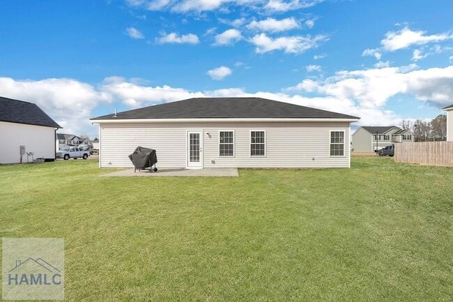 Building Photo - 181 Sunflower Cir NE