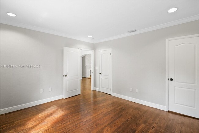 Building Photo - 1814 SW 22nd Terrace