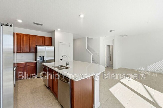 Building Photo - 211 Ballo Dr