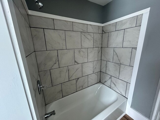 Building Photo - Fully Renovated 3 Bedroom, 2 Full Bath Home on a Double Lot in Grove City!