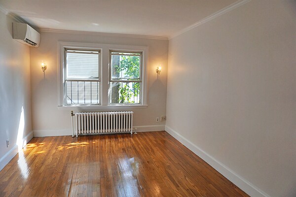 Building Photo - 95 Adams St