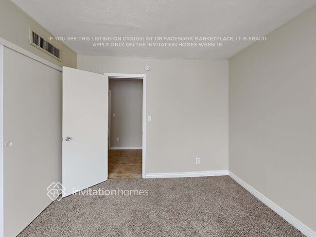 Building Photo - 17435 N 29th Ave