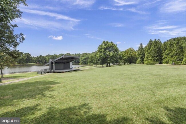 Building Photo - 15605 Everglade Ln
